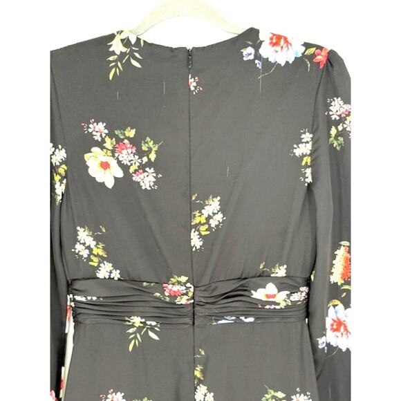 FLAWED GEM – Mac Duggal Long Sleeve Boat Neck Floral Maxi Gown in Black – Size 2 - Picture 6 of 11